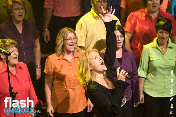 Marie-Denise Pelletier - Groupe Choeur Ã  Coeur - Souvenirs retrouvÃ©s 3 - 16 septembre 2010 - Club Soda - Aucune utilisation permise sans autorisation Ã©crite de l\'auteur - patrick@flashquebec.info
