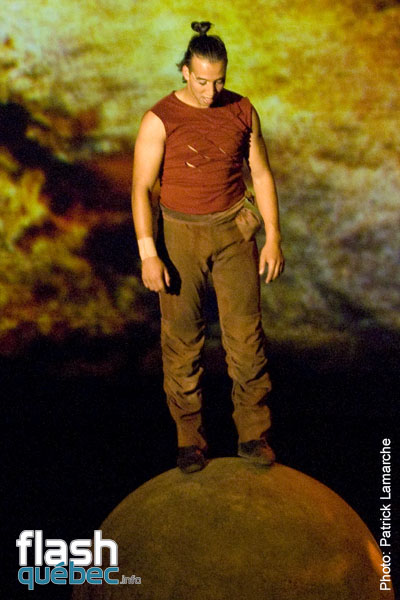 PremiÃ¨re du magnifique spectacle de Cavalia au Quartier dix-trente sous les chapiteaux - Aucune utilisation permise de cette image n\'est permise sans l\'autorisation Ã©crite du photographe - patrick@flashquebec.info