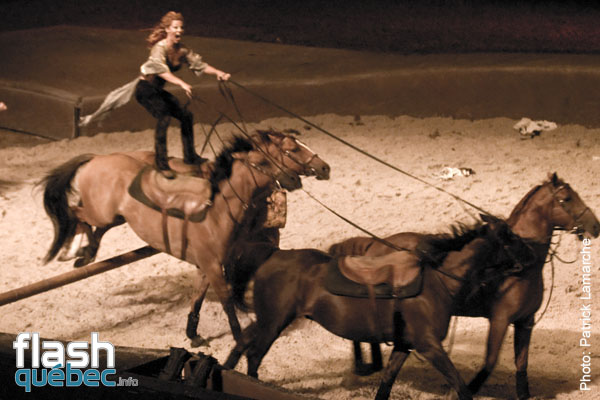 PremiÃ¨re du magnifique spectacle de Cavalia au Quartier dix-trente sous les chapiteaux - Aucune utilisation permise de cette image n'est permise sans l'autorisation Ã©crite du photographe - patrick@flashquebec.info