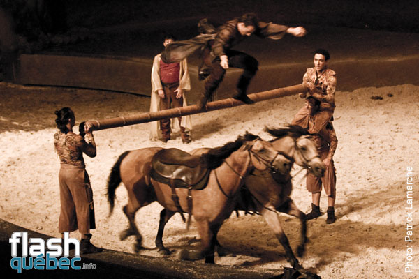 PremiÃ¨re du magnifique spectacle de Cavalia au Quartier dix-trente sous les chapiteaux - Aucune utilisation permise de cette image n'est permise sans l'autorisation Ã©crite du photographe - patrick@flashquebec.info