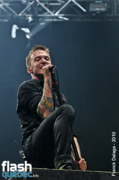 BILLY TALENT- ScÃ¨ne Bell - Plaines d'Abraham - Festival d'Ã©tÃ© de QuÃ©bec - Samedi 17 juillet 2010 - L'utilisation ou reproduction de cette image est interdite sans l'autorisation du photographe - franckdelage@hotmail.com