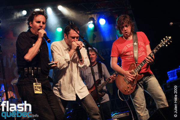 Spectacle de Jimmy James, Jim Zeller et Carl Tremblay, le 13 aout 2009, au Parc Ahuntsic de Montreal, dans le cadre du Festiblues International 2009. Utilisation quelle qu'elle soit strictement interdite sans l'accord de l'auteur spiritpictures@hotmail.fr