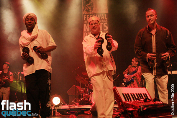 Spectacle de la formation  Orchestre National de BarbÃ¨s (France / AlgÃ©rie / Maroc)  dans le cadre du Festival International des Nuits d'Afrique de MontrÃ©al, le 16 Juillet au Metropolis. Utilisation quelle qu'elle soit strictement interdite sans l'accord de l'auteur spiritpictures@hotmail.fr.