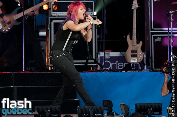 adam_lambert_inter_montgolfieres_1408109