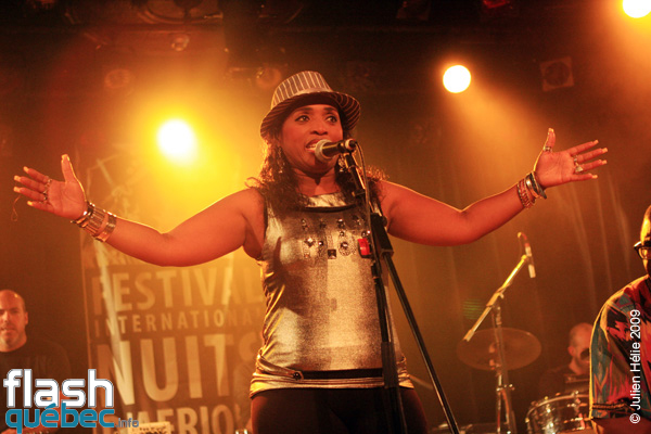Spectacle de la formation Novalima (PÃ©rou) dans le cadre du Festival International des Nuits d'Afrique de MontrÃ©al, le 21 Juillet au Lion d'or. Utilisation quelle qu'elle soit strictement interdite sans l'accord de l'auteur spiritpictures@hotmail.fr.