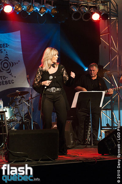 renee_martel_festival_cirque_vaudreuil_10071016