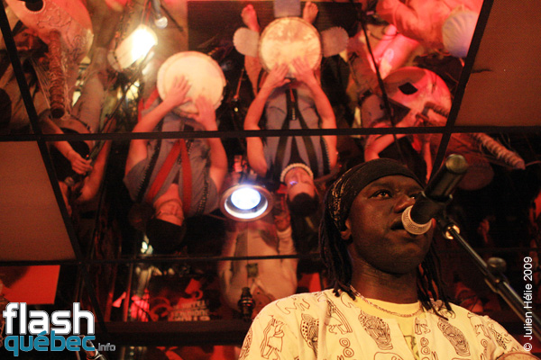 Spectacle de la formation TaafÃ© Fanga (Afrique de l'Ouest / Qc) et Habana CafÃ© (Cuba) dans le cadre du Festival International des Nuits d'Afrique de MontrÃ©al, le 19 Juillet au Club Balattou.
