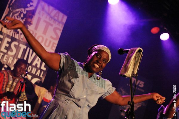 Spectacle de la formation Umalali (BÃ©lize) dans le cadre du Festival International des Nuits d'Afrique de MontrÃ©al, le 15 Juillet au Kola Note.

Le projet Umalali, des chants traditionnels de femmes Garifuna ponctuÃ©s de touches de jazz, de funk, de rock et de blues, rÃ©vÃ¨le le quotidien de ce peuple minoritaire prÃ©sent au BÃ©lize, au Guatemala et au Honduras.