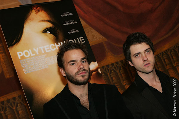 Sebastien Huberdeau et Maxim Gaudette. Premiere du film POLYTECHNIQUE au Cinema Imperial de Montreal, le 2 fevrier 2009.