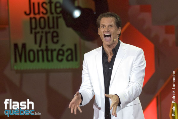 FranÃ§ois Morency - Gala Juste pour rire animÃ© par FranÃ§ois Morency - Festival juste pour Rire 2010 - ThÃ©atre St-Denis - 9 juillet 2010 - Utilisation quelle qu\'elle soit strictement interdite sans l\'accord Ã©crite de l\'auteur - patrick@flashquebec.info