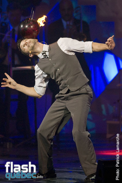 Mark the Knife - Gala de Gregory Charles dans le cadres du Festival Juste pour rire 2010 - aucune utilisation permise sans l'autorisation Ã©crite de l'auteur - patrick@flashquebec.info
