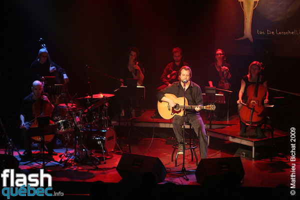 Lancement de l'Album -Un toi dans ma tete- de Luc De Larochelliere, a l'Espace Dell'Arte de Montreal, le 26 aout 2009. Utilisation quelle qu'elle soit strictement interdite sans l'accord de l'auteur matthieu@flashquebec.info.