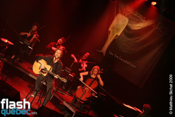 Lancement de l'Album -Un toi dans ma tete- de Luc De Larochelliere, a l'Espace Dell'Arte de Montreal, le 26 aout 2009. Utilisation quelle qu'elle soit strictement interdite sans l'accord de l'auteur matthieu@flashquebec.info.