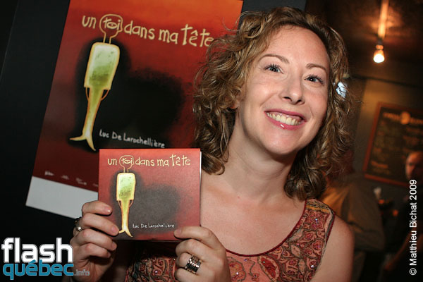 Andreanne Alain. Lancement de l'Album -Un toi dans ma tete- de Luc De Larochelliere, a l'Espace Dell'Arte de Montreal, le 26 aout 2009. Utilisation quelle qu'elle soit strictement interdite sans l'accord de l'auteur matthieu@flashquebec.info.
