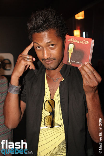 Angelo Cadet. Lancement de l'Album -Un toi dans ma tete- de Luc De Larochelliere, a l'Espace Dell'Arte de Montreal, le 26 aout 2009. Utilisation quelle qu'elle soit strictement interdite sans l'accord de l'auteur matthieu@flashquebec.info.