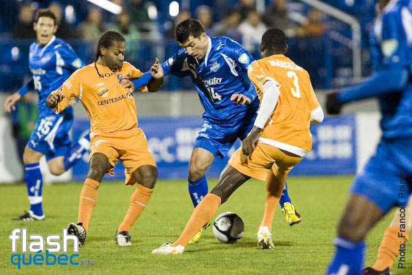 Impact (2)  VS Porto Rico (1) - demi-finale de la USL - 1 octobre 2009 - flashquebec.info - CorusSports.com