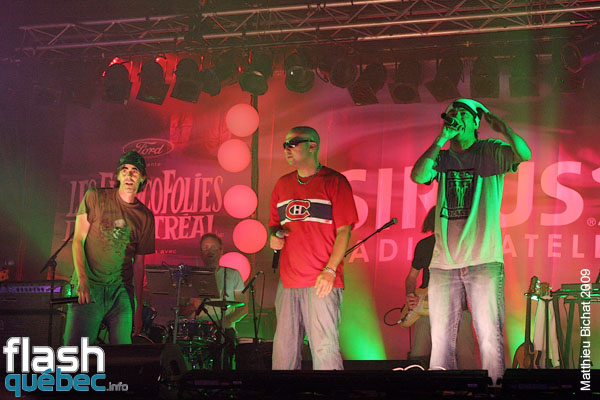 Spectacle de Loco Locass lors du Rap Party des Francos, le 9 aout 2009, pour la cloture des 21emes Francofolies de Montreal. Utilisation quelle qu'elle soit strictement interdite sans l'accord de l'auteur matthieu@flashquebec.info.