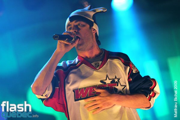 Spectacle de Loco Locass lors du Rap Party des Francos, le 9 aout 2009, pour la cloture des 21emes Francofolies de Montreal. Utilisation quelle qu'elle soit strictement interdite sans l'accord de l'auteur matthieu@flashquebec.info.