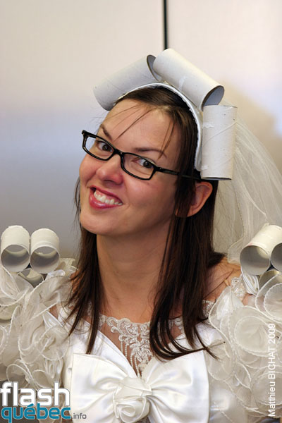 camera_cafe_du_nouveau_et_un_mariage_16060952