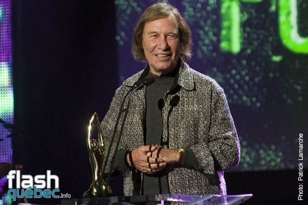 Jean-Pierre Ferland - Album de l'annÃ©e Populaire - L'autre gala de l'Adisq 2010 - 1 novembre 2010 - Metropolis de MontrÃ©al - aucune utilisation permise sans autorisation de l'auteur - patrick@flashquebec.info