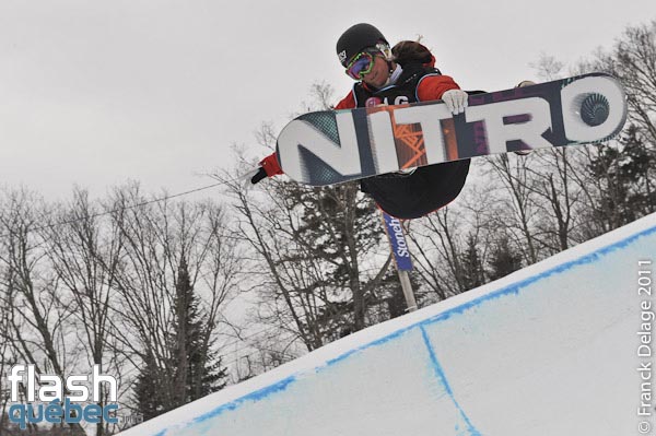 Entrainement en vue de la finale de la Coupe du Monde LG/FIS de Half-Pipe, dans le cadre du Snowboard Jamboree 2011, le jeudi 17 fevrier 2011, a Quebec. Utilisation quelle qu'elle soit strictement interdite sans l'accord de l'auteur franck2lage@gmail.com
