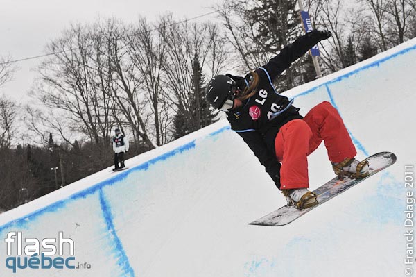 Entrainement en vue de la finale de la Coupe du Monde LG/FIS de Half-Pipe, dans le cadre du Snowboard Jamboree 2011, le jeudi 17 fevrier 2011, a Quebec. Utilisation quelle qu'elle soit strictement interdite sans l'accord de l'auteur franck2lage@gmail.com